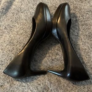 Black pumps - Size 10 - Rockport adiprene by Adidas